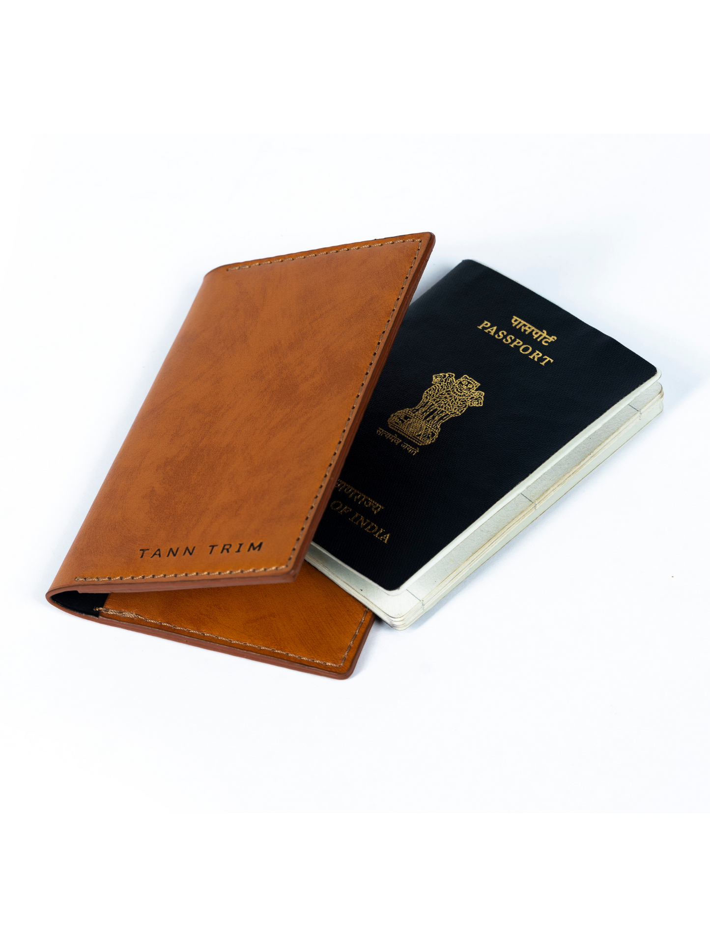 Voyager Passport Cover: Orange
