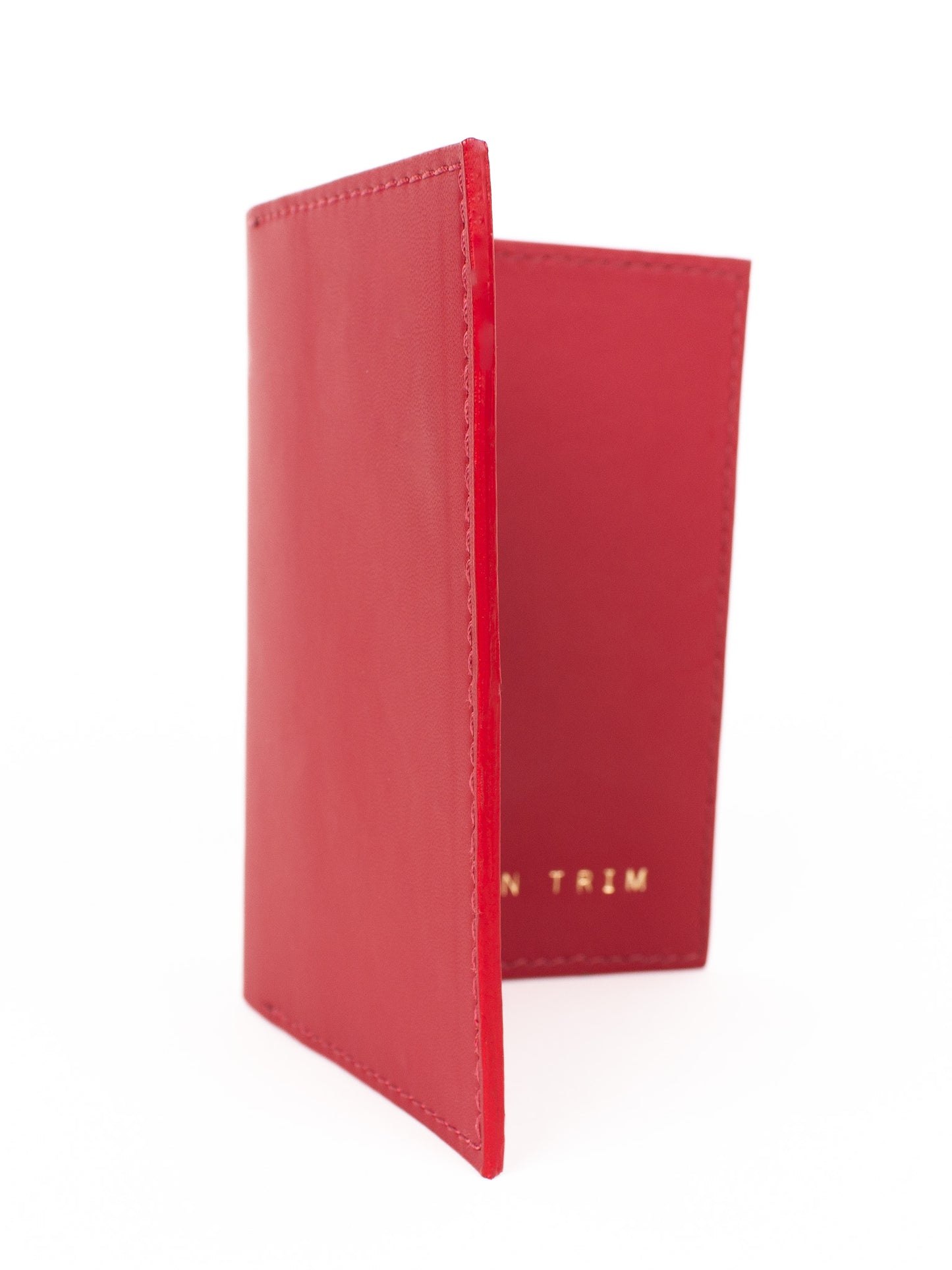 Voyager Passport Cover: Cherry